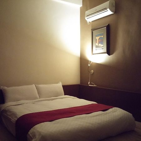 Outdoor Sports Guest House Хуалиен Сити Екстериор снимка