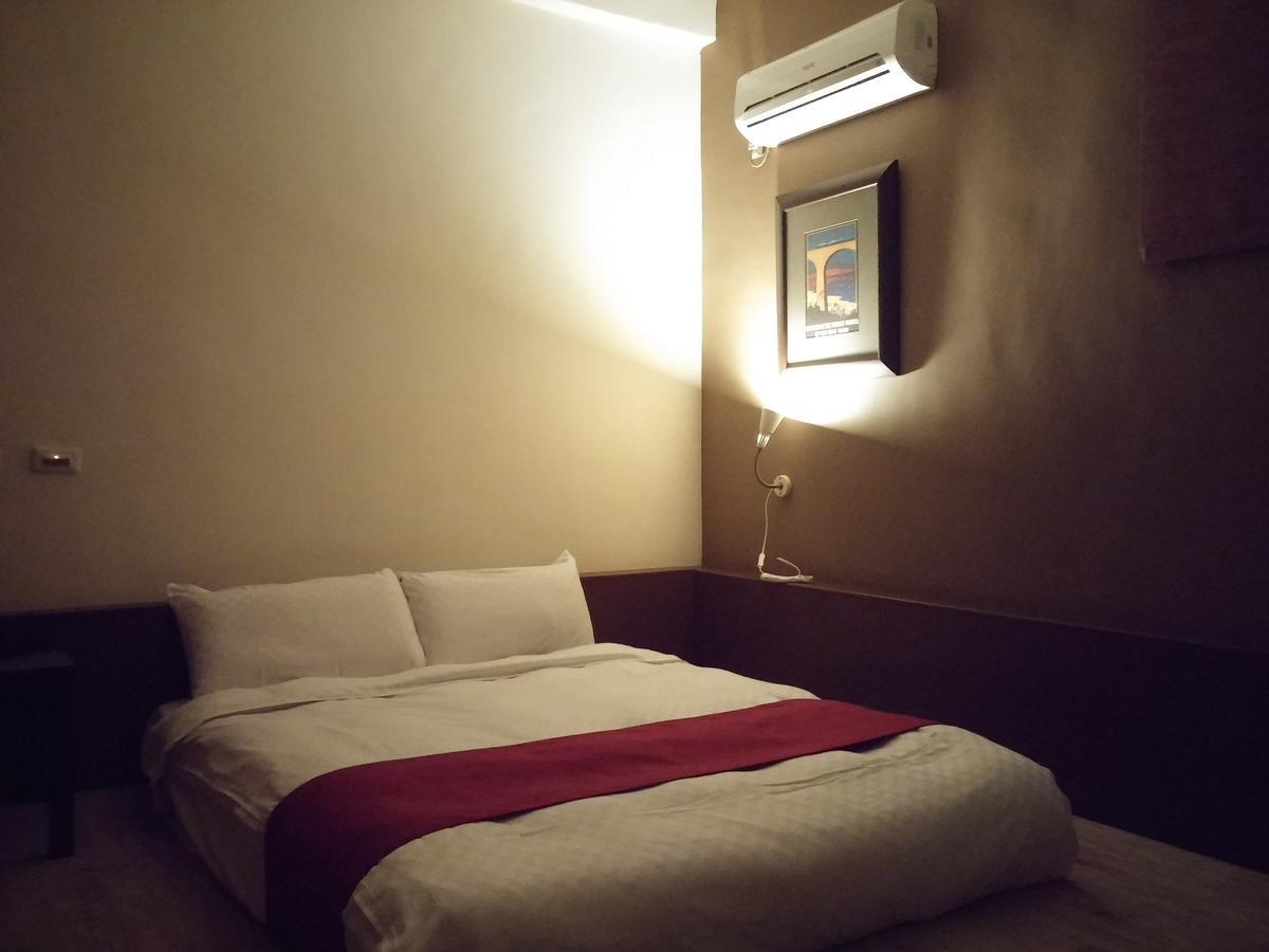 Outdoor Sports Guest House Хуалиен Сити Екстериор снимка